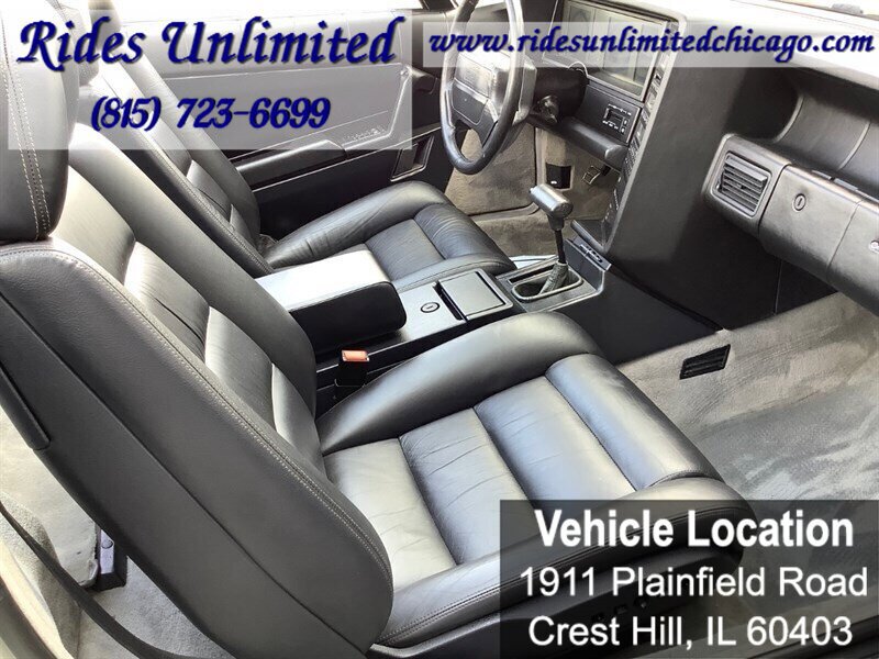 Used 1990 Cadillac Allante FWD image 25