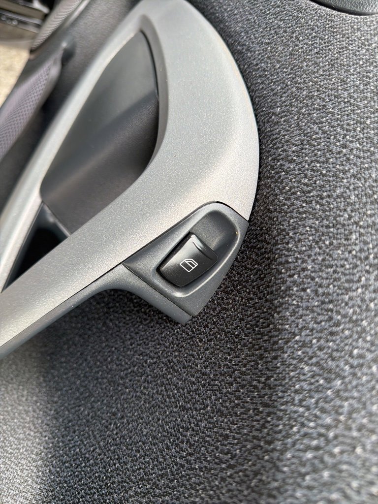 Used 2009 smart fortwo passion image 12