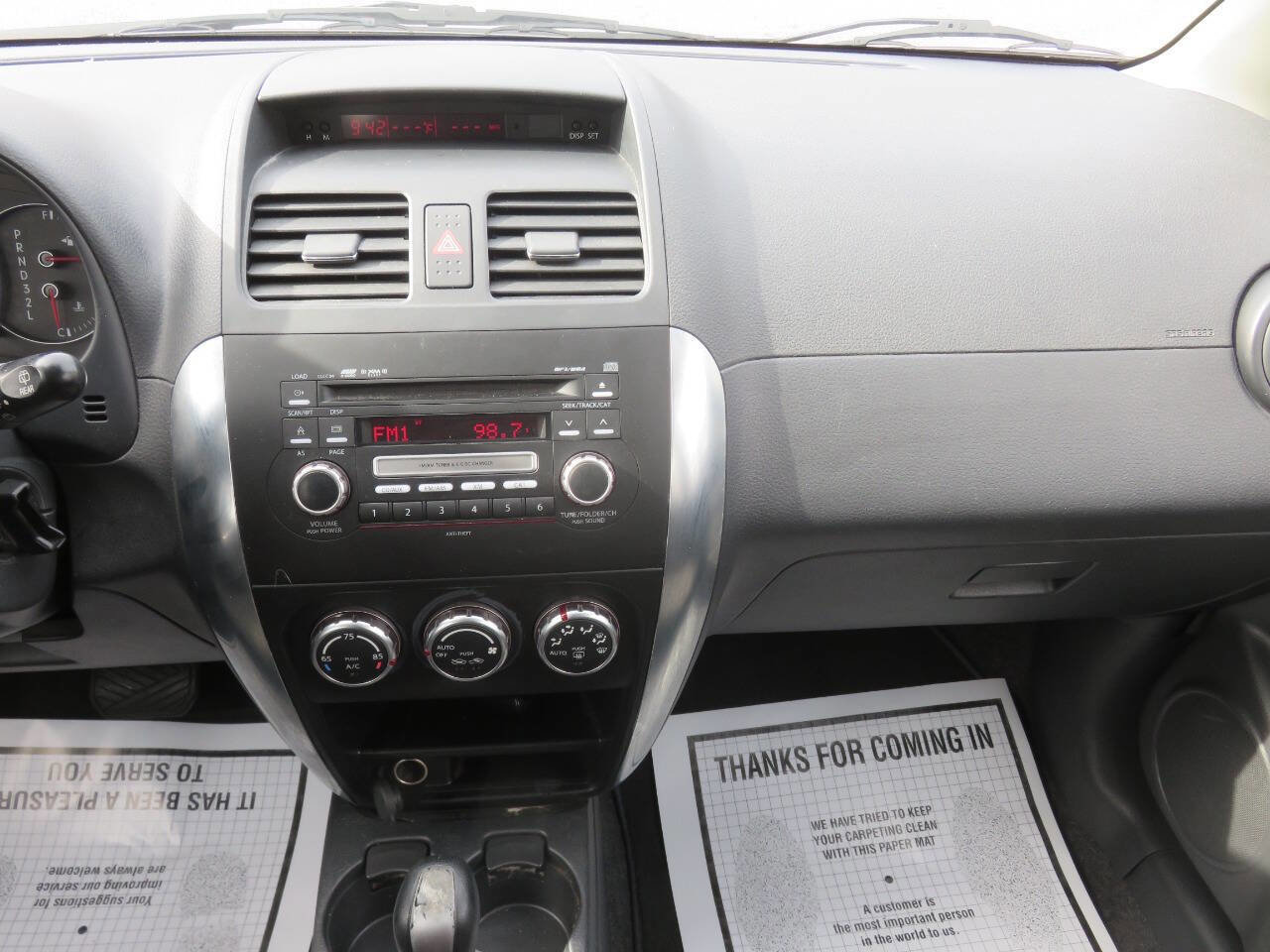 Used 2008 Suzuki SX4 AWD Hatchback w/ Touring Pkg image 15