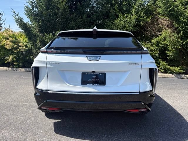 Certified 2024 Cadillac Lyriq Luxury AWD/4WD image 4