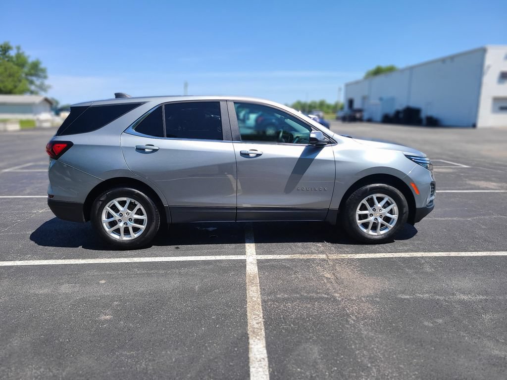 Used 2024 Chevrolet Equinox LT AWD/4WD image 8