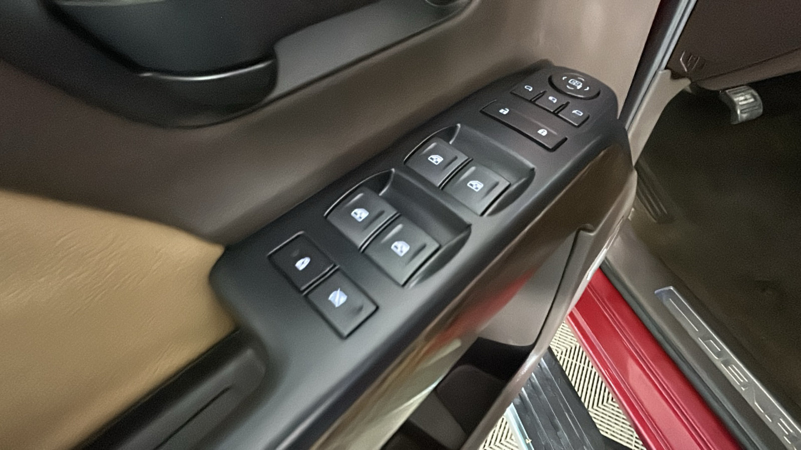 Used 2018 GMC Sierra 1500 Denali w/ Denali Ultimate Package AWD/4WD image 13
