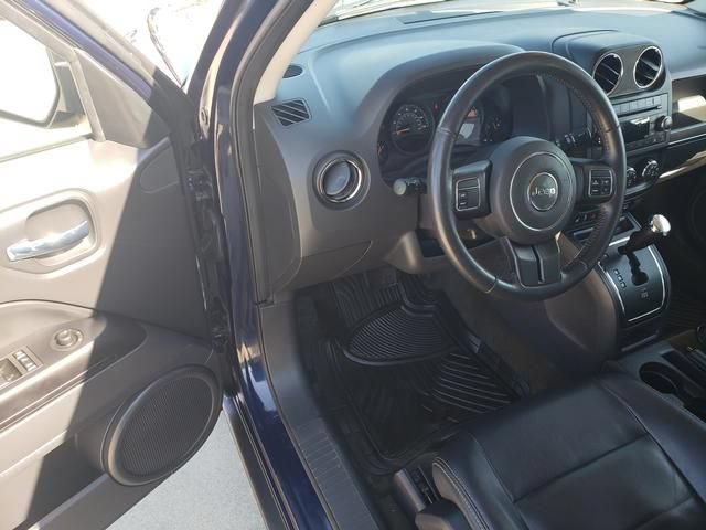 Used 2016 Jeep Patriot High Altitude AWD/4WD image 11