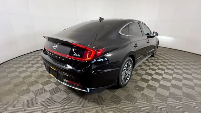 Used 2023 Hyundai Sonata Limited FWD image 6