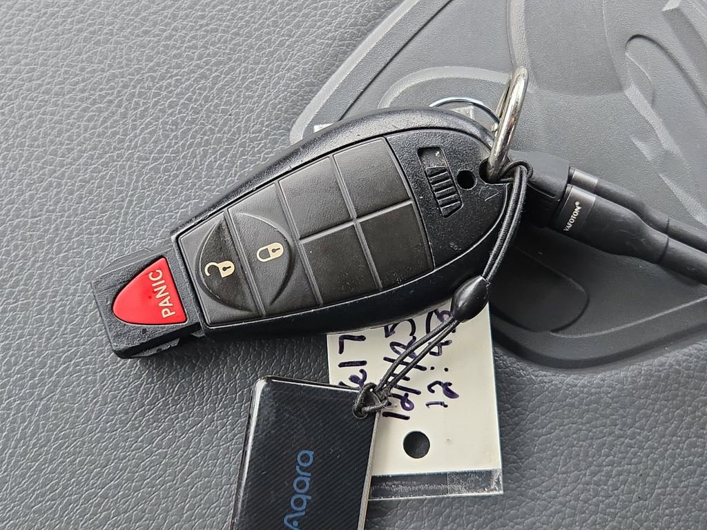 Used 2019 RAM 1500 Tradesman w/ Chrome Plus Package image 32