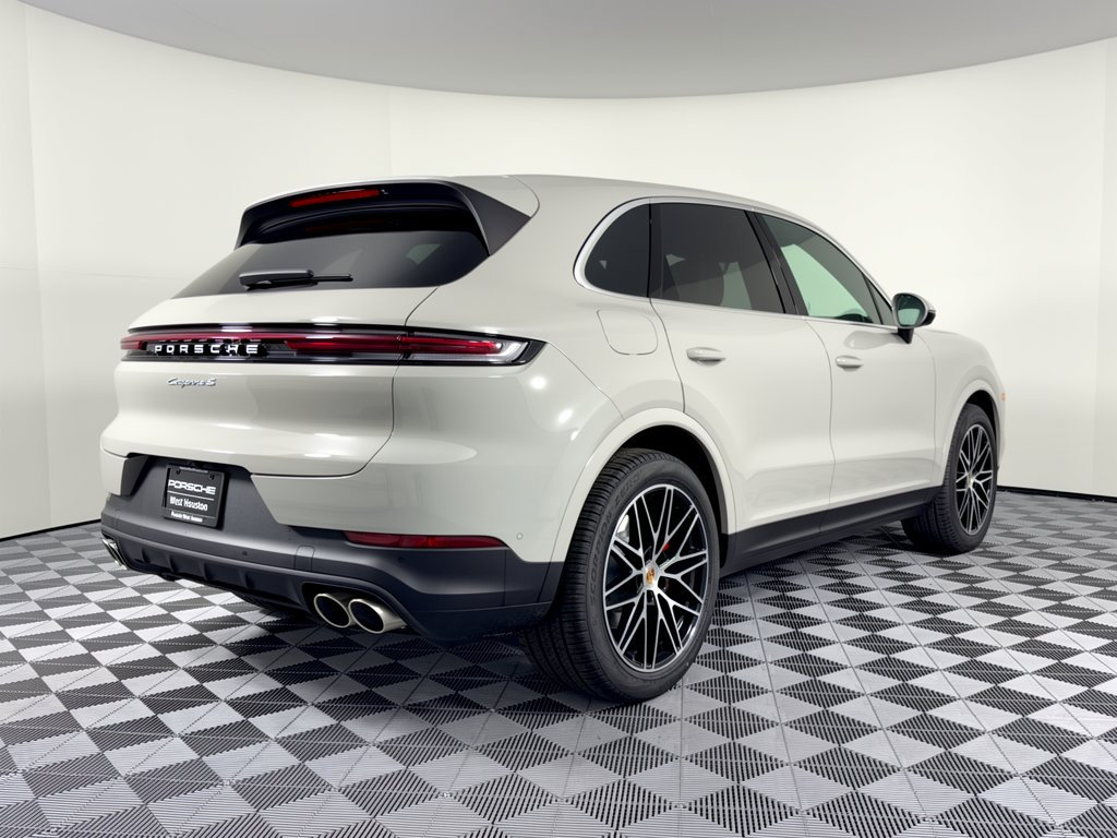 New 2026 Porsche Cayenne S AWD/4WD image 9