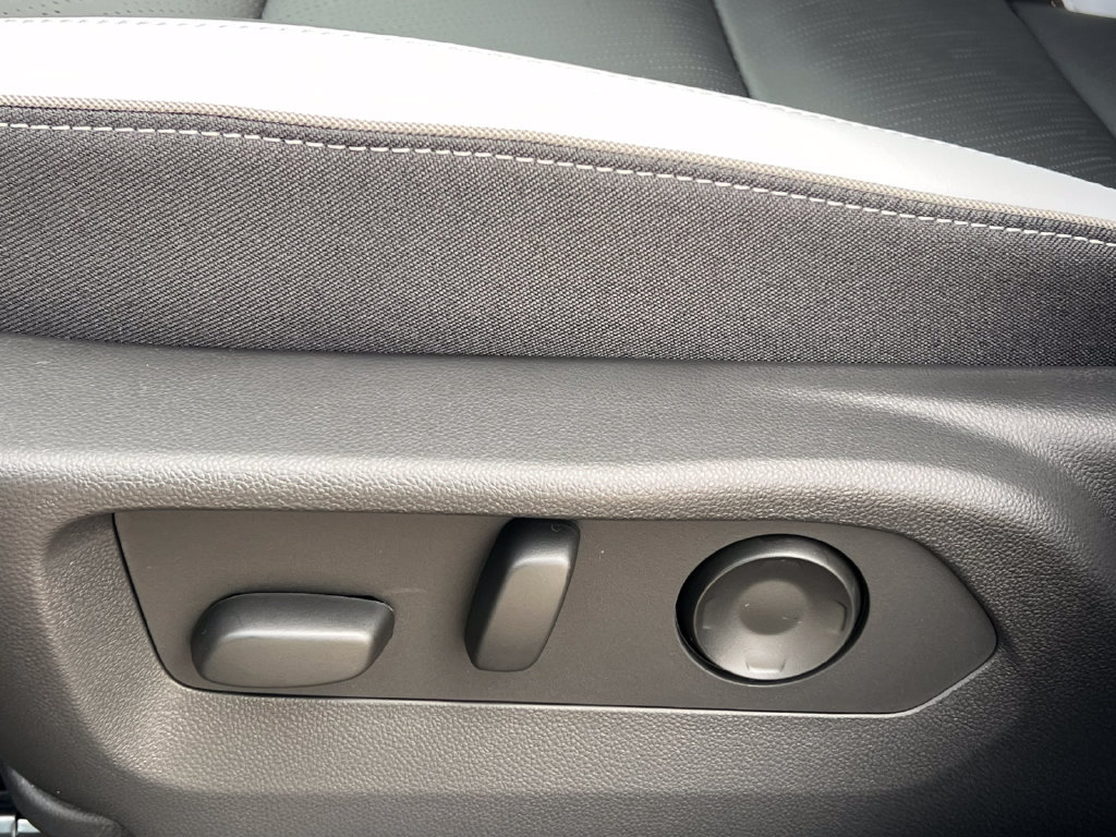 New 2026 Buick Envision Sport Touring AWD/4WD image 9
