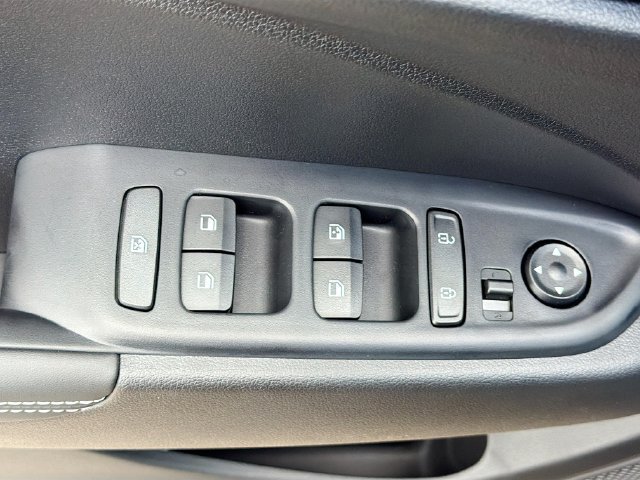 New 2026 Hyundai Venue SEL FWD image 17