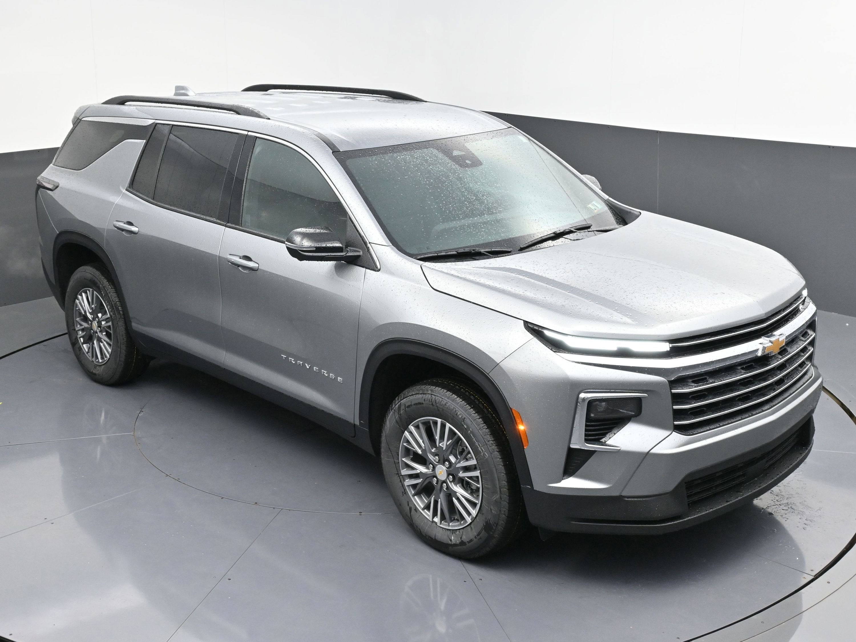 New 2026 Chevrolet Traverse LT FWD image 50
