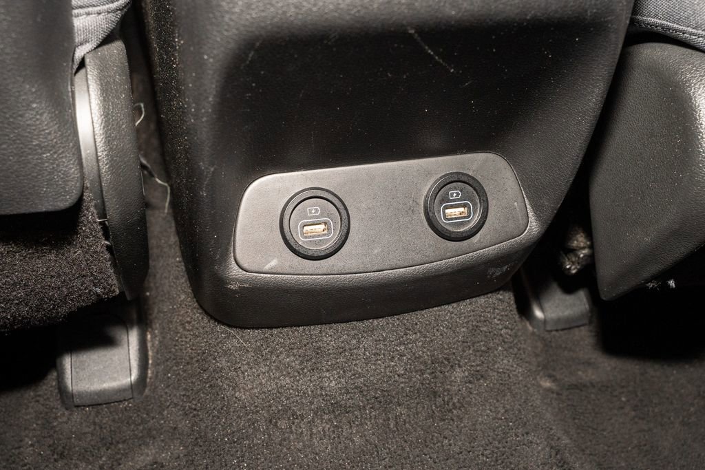 Used 2023 Hyundai Santa Fe SEL image 8