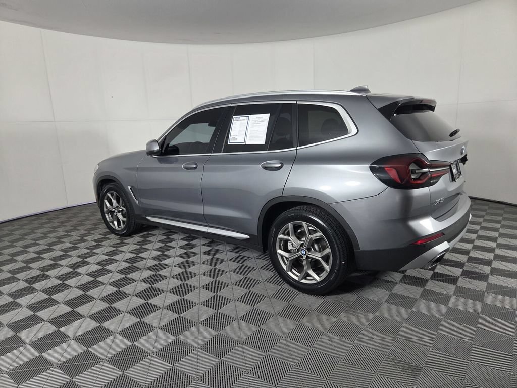 Used 2024 BMW X3 sDrive30i w/ Convenience Package RWD image 7