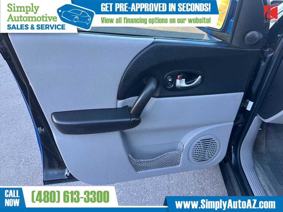 Used 2005 Saturn Vue 2WD V6 w/ Safe & Sound Pkg image 19