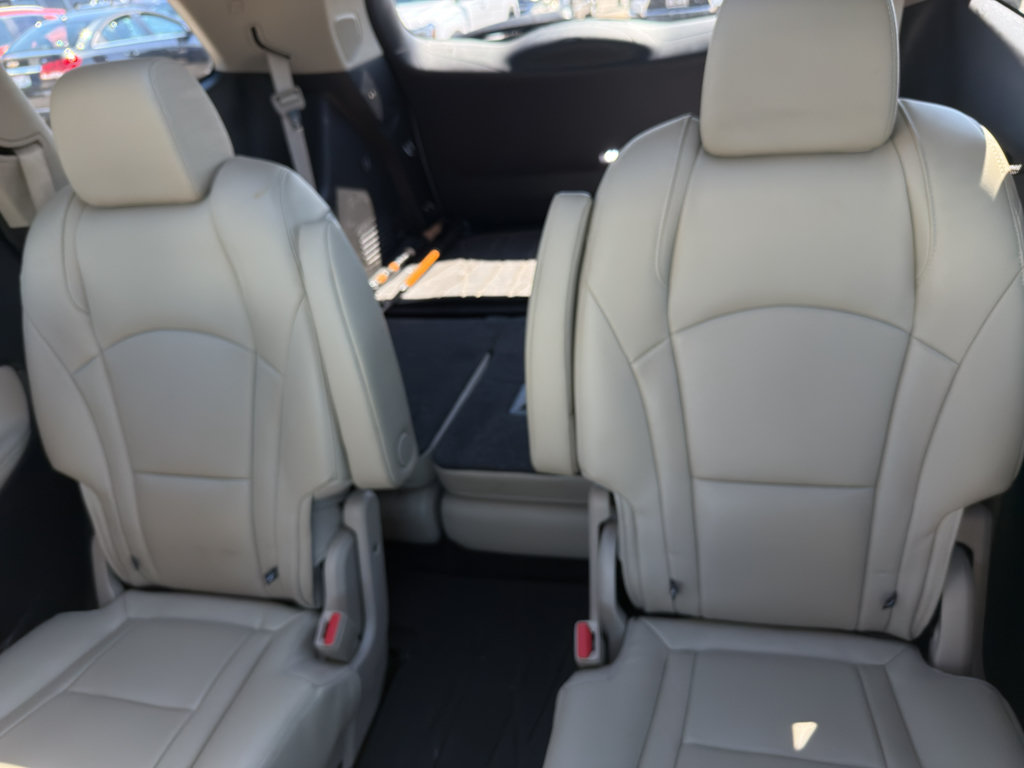 Used 2019 Buick Enclave Premium AWD/4WD image 9
