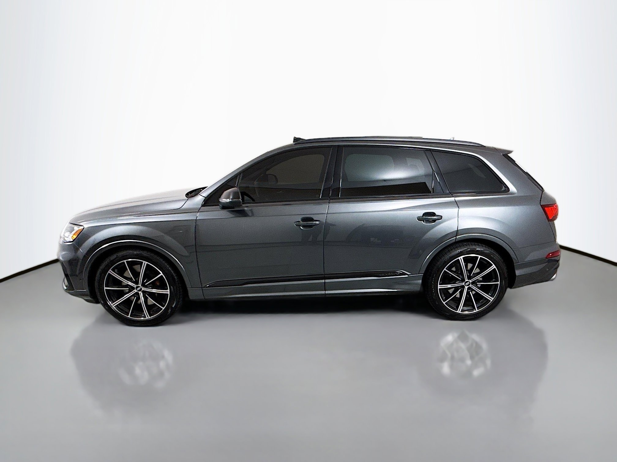 Used 2021 Audi SQ7 Premium Plus image 4