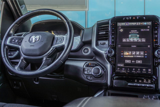 Used 2023 RAM 1500 Big Horn AWD/4WD image 12
