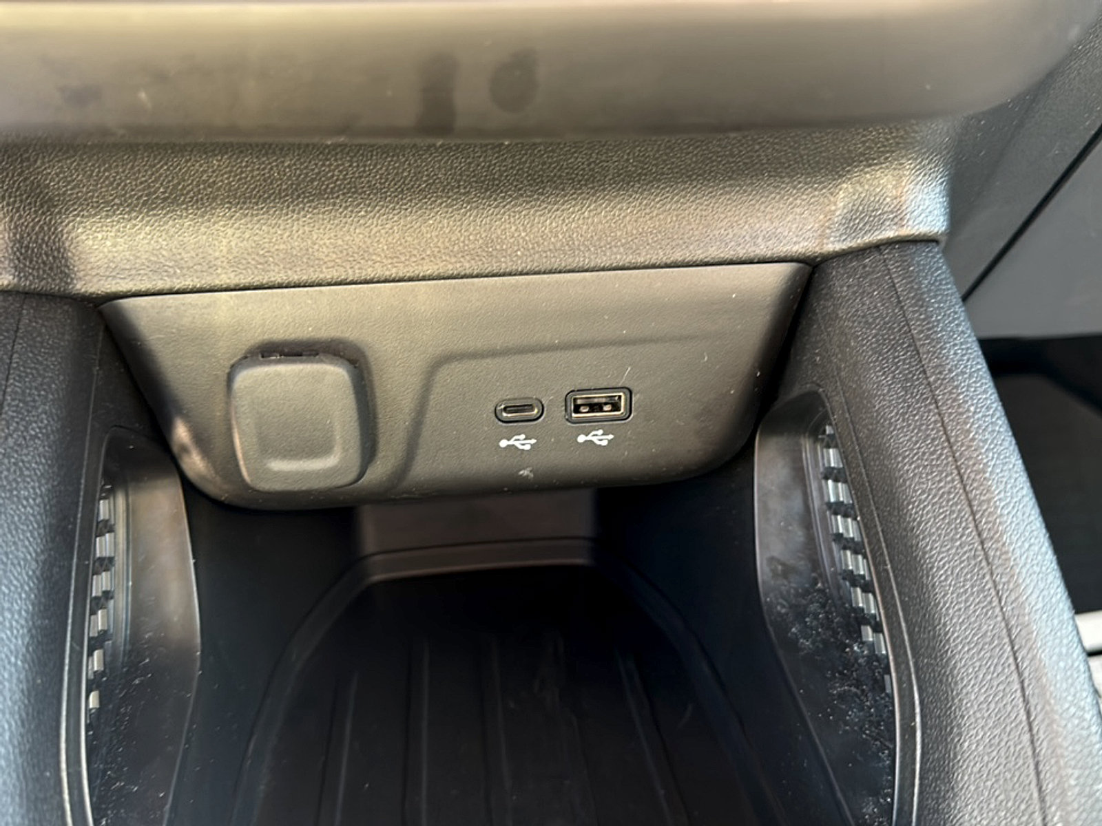 Used 2025 Chevrolet TrailBlazer LS w/ LS Convenience Package FWD image 11