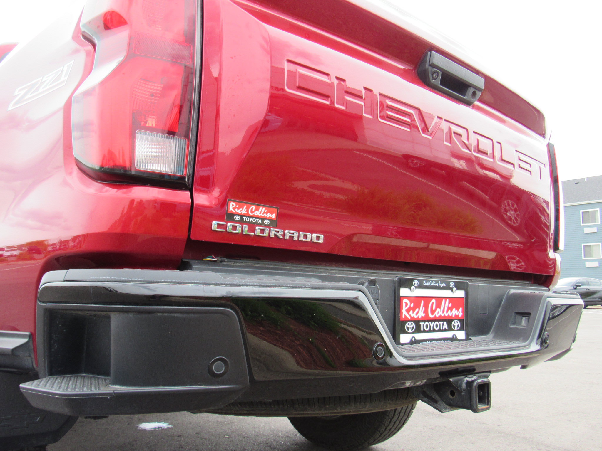 Used 2025 Chevrolet Colorado Z71 w/ Technology Package AWD/4WD image 36