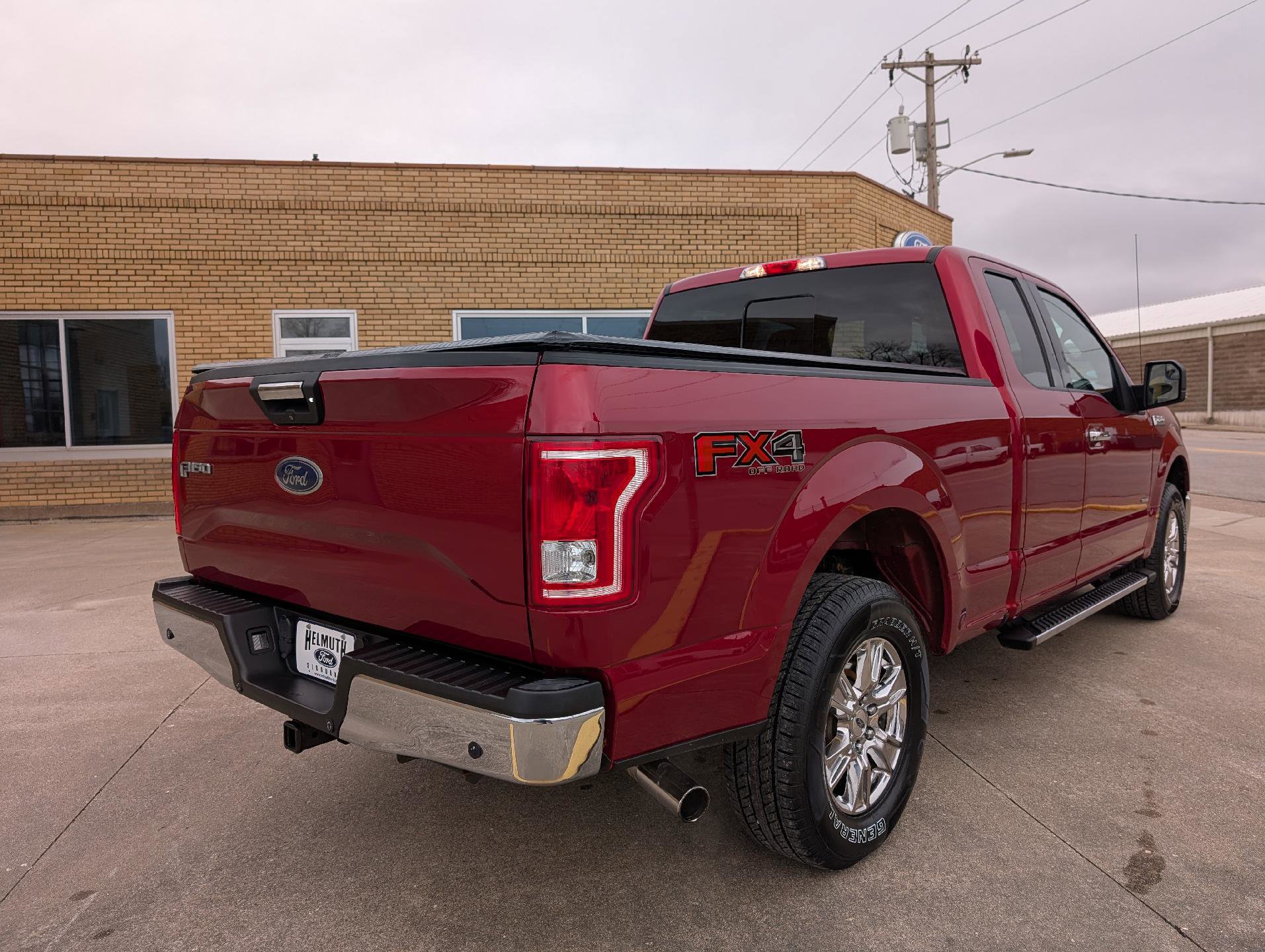Used 2017 Ford F150 XLT w/ Equipment Group 302A Luxury image 6