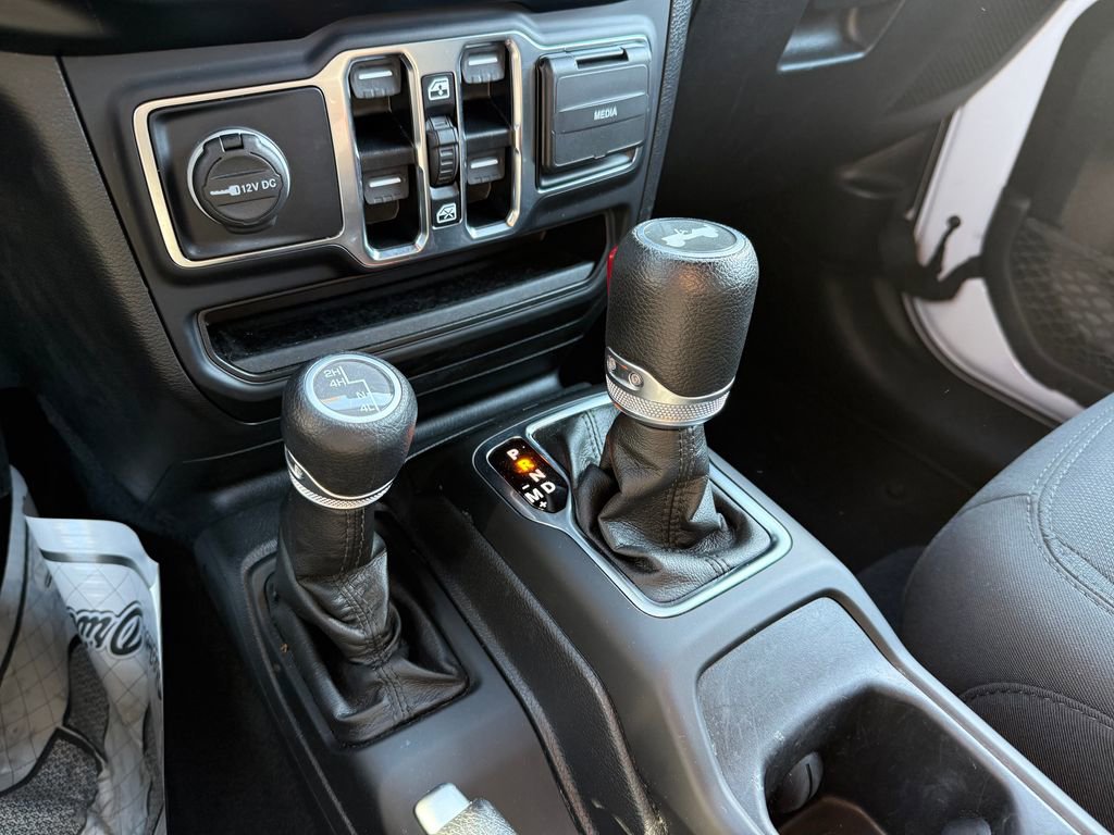 Used 2021 Jeep Wrangler Unlimited Sport image 28