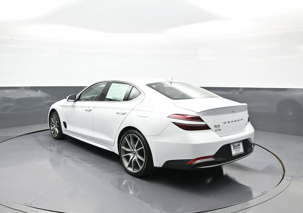 Used 2023 Genesis G70 2.0T AWD/4WD image 8