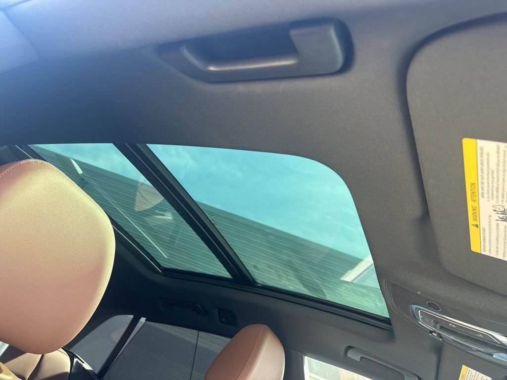 Used 2025 Audi Q8 Premium Plus image 18