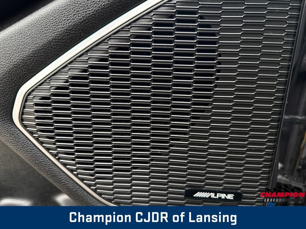 Used 2022 Jeep Grand Cherokee Limited image 38