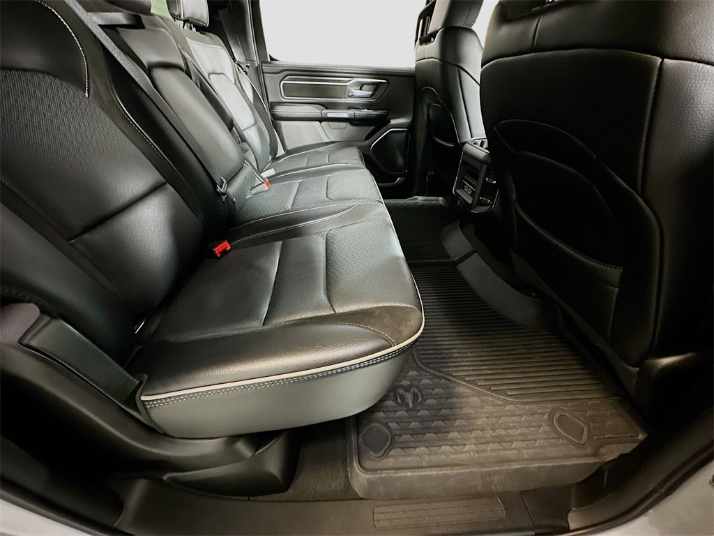 Used 2024 RAM 1500 Laramie image 30