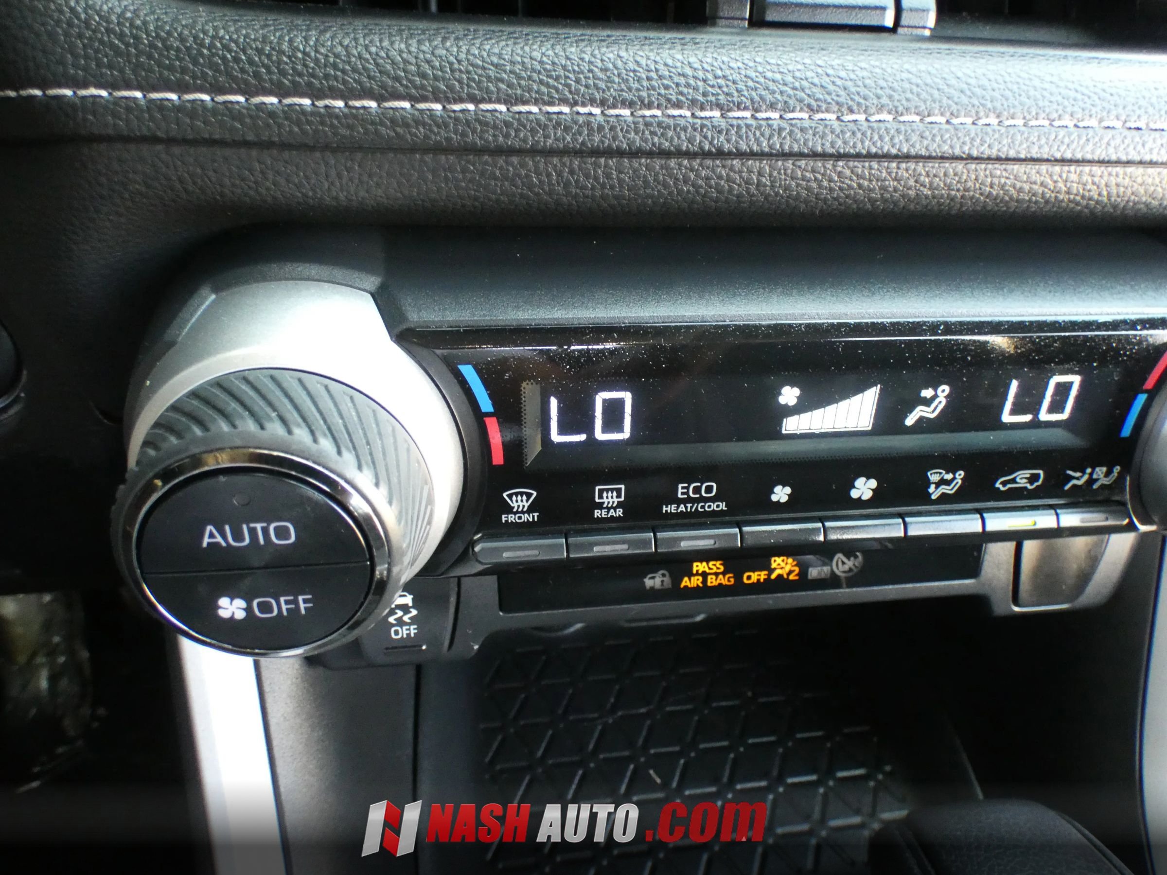 Used 2023 Toyota RAV4 AWD Hybrid image 60