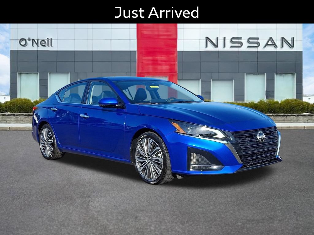 Certified 2025 Nissan Altima 2.5 SL