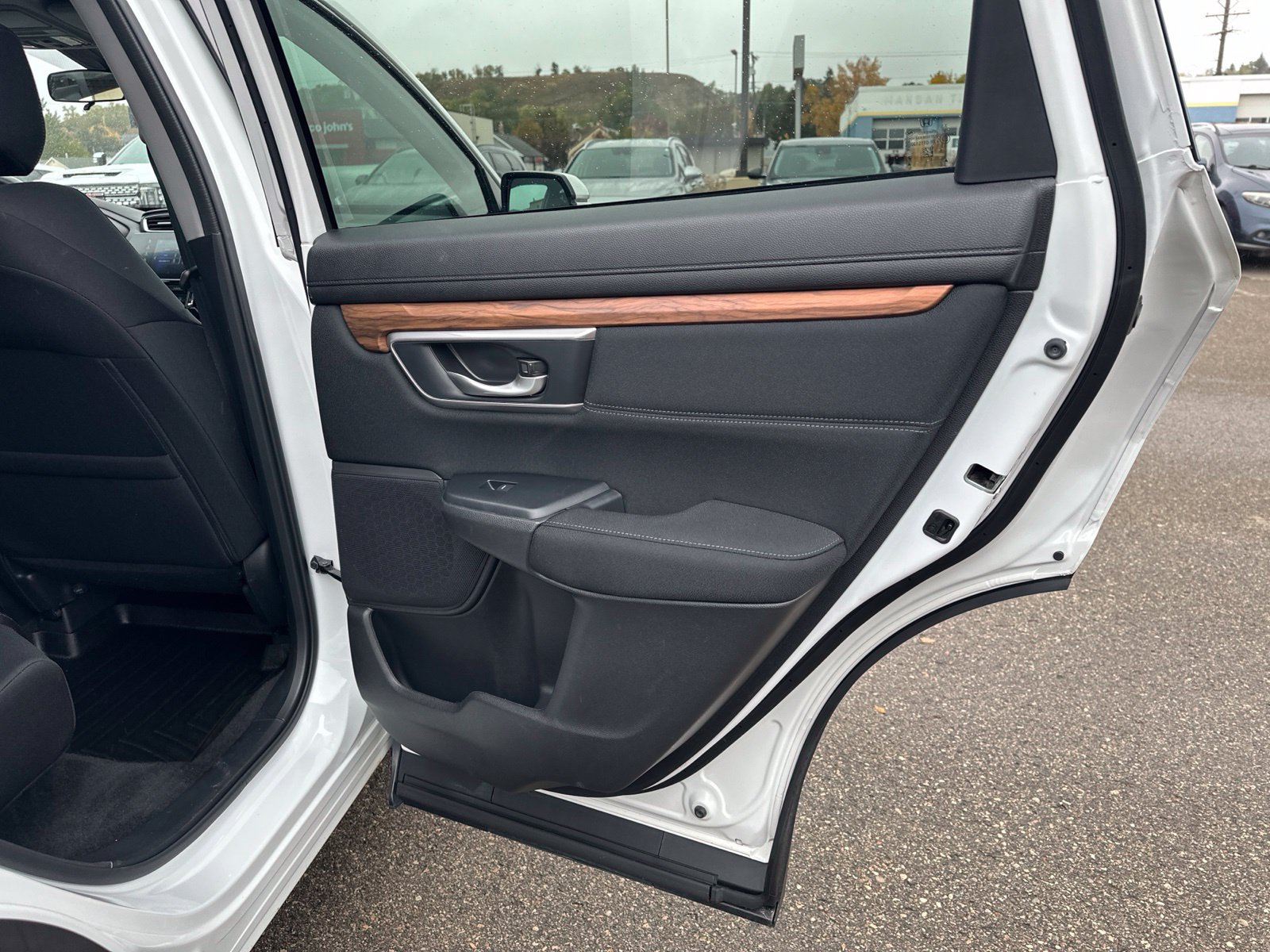 Used 2020 Honda CR-V EX image 30