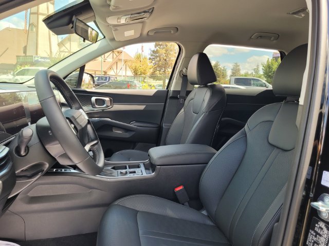 New 2026 Kia Sorento S FWD image 9