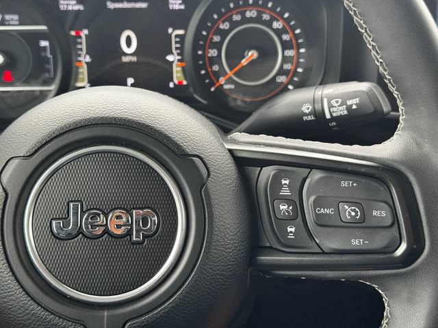 Certified 2025 Jeep Gladiator Mojave w/ Steel Bumper Group AWD/4WD image 25
