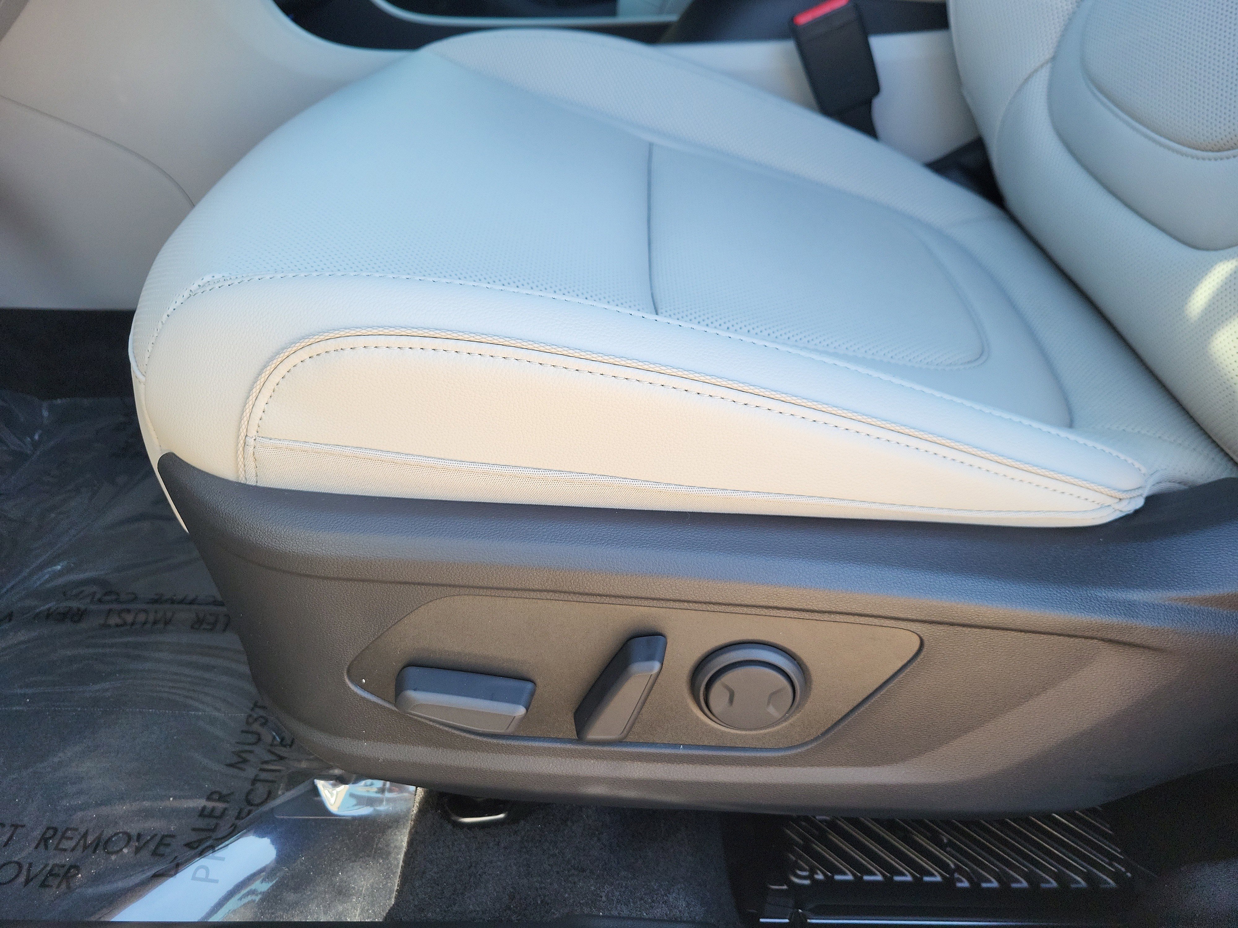 New 2025 Hyundai Tucson Limited w/ Tow & Go Package image 8