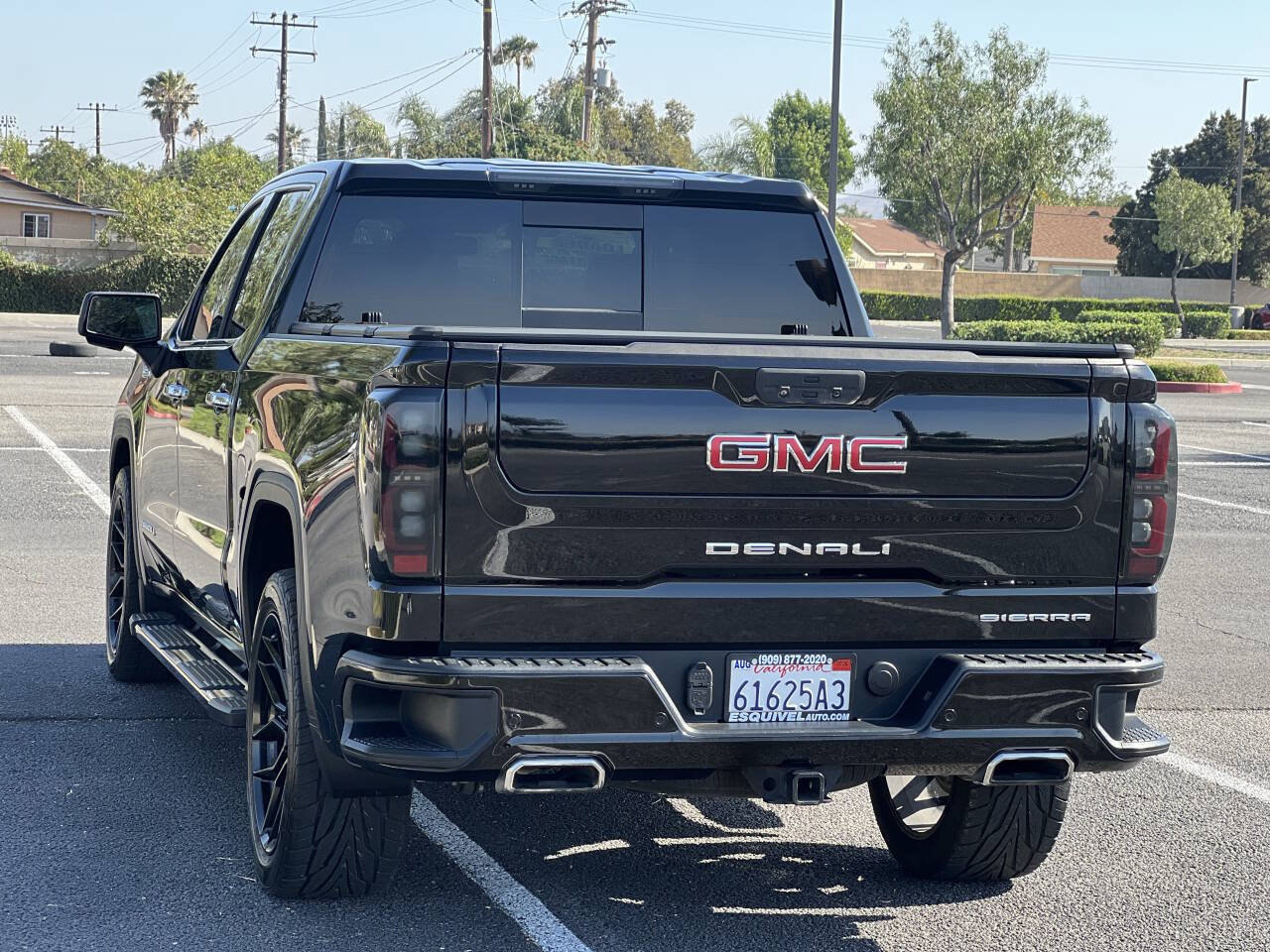 Used 2020 GMC Sierra 1500 Denali RWD image 16