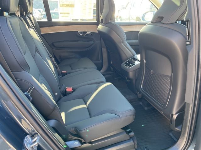 New 2026 Volvo XC90 B6 Core w/ Protection Package AWD/4WD image 16