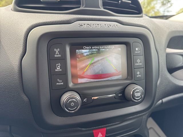 Used 2017 Jeep Renegade Sport w/ Power & Air Group image 18