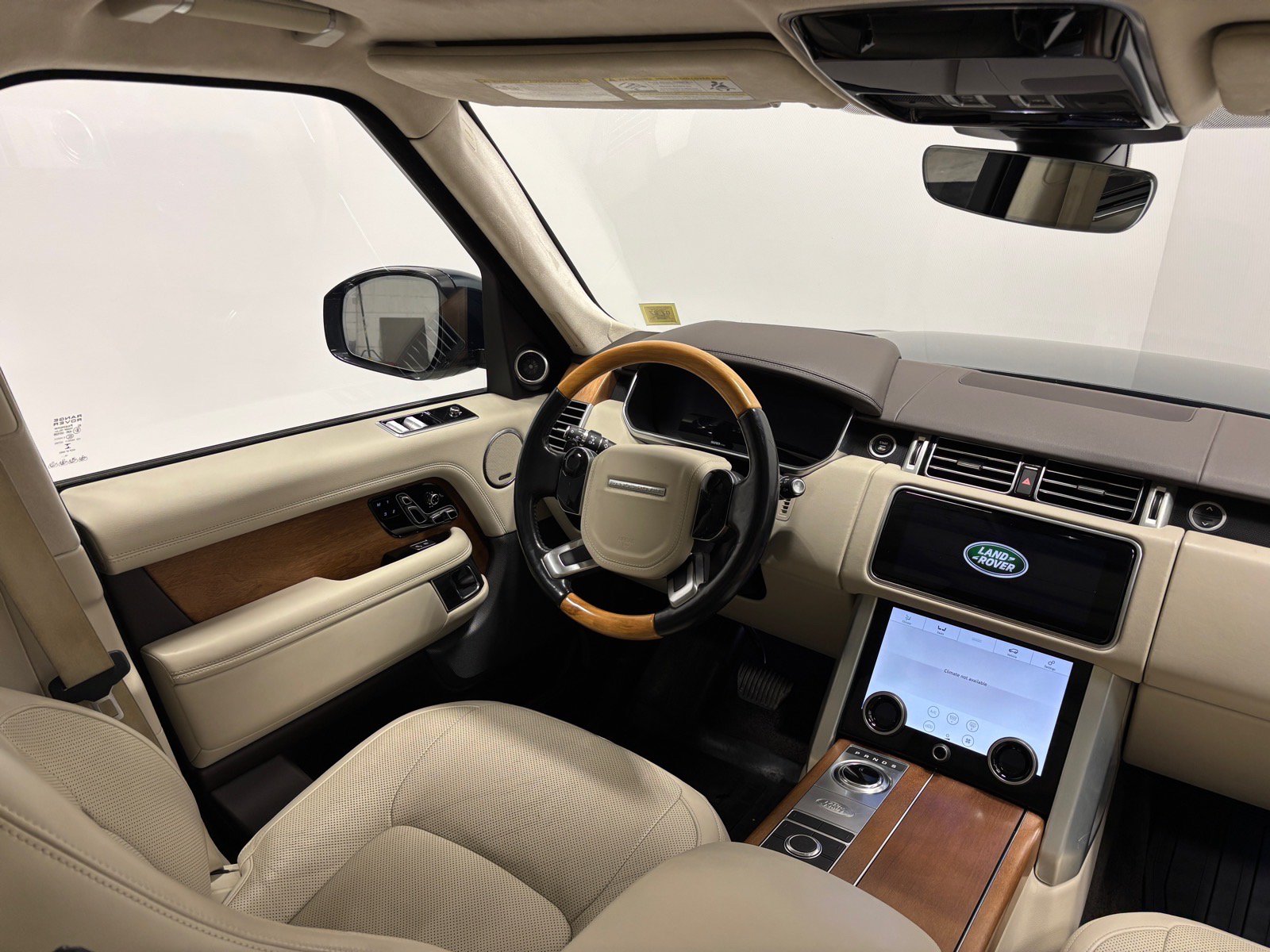 Used 2020 Land Rover Range Rover Long Wheelbase HSE AWD/4WD image 35
