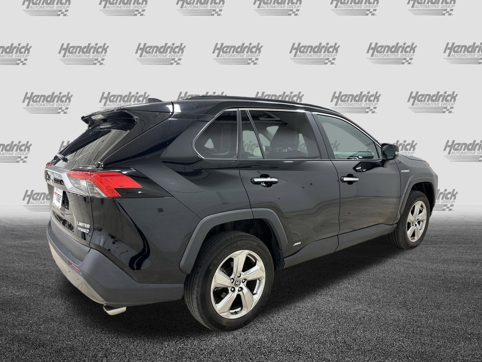 Used 2021 Toyota RAV4 Limited image 10