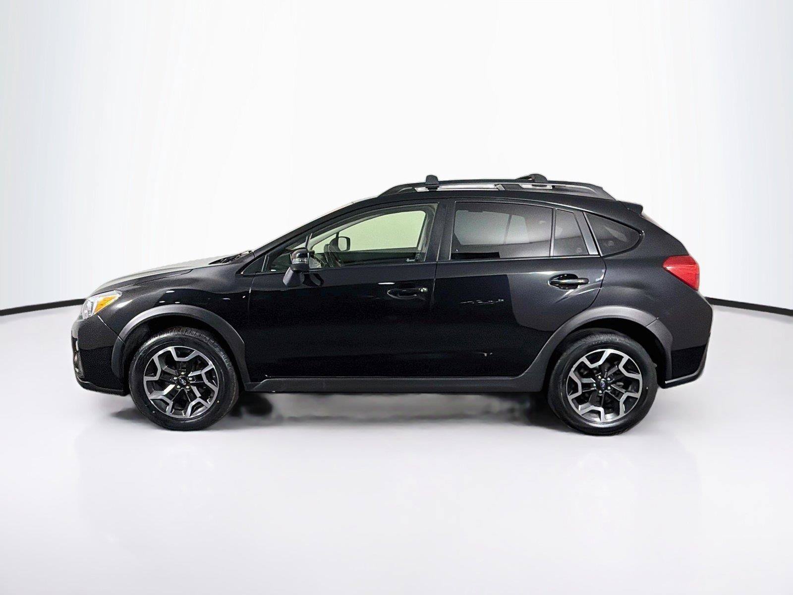 Used 2016 Subaru Crosstrek 2.0i Limited AWD/4WD image 8