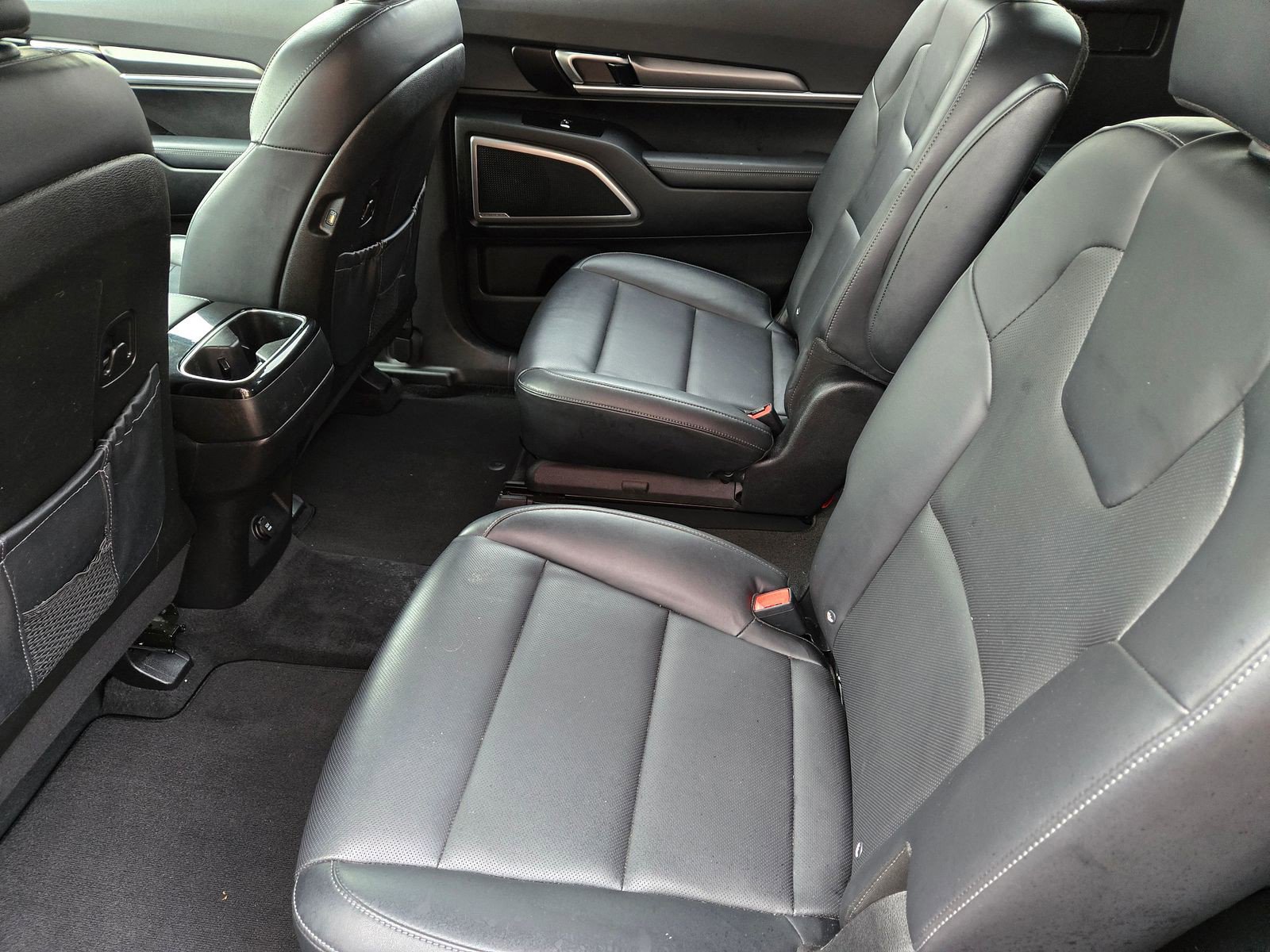 Used 2022 Kia Telluride S image 11