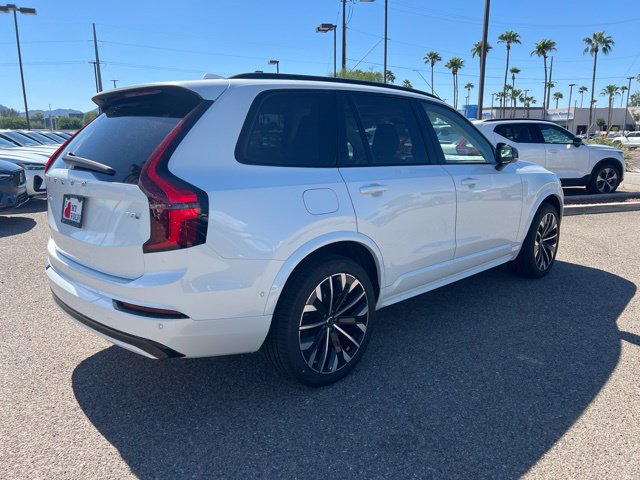 New 2026 Volvo XC90 T8 Ultra w/ Lounge Package AWD/4WD image 3