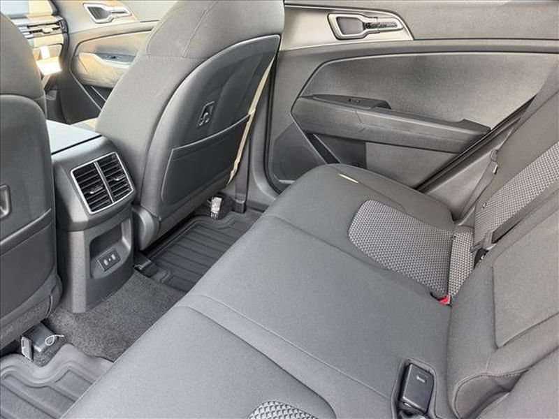 New 2027 Kia Sportage S AWD/4WD image 13