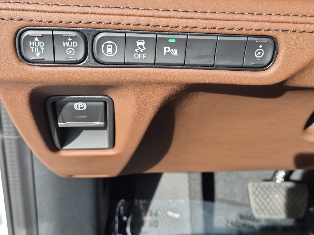 Certified 2026 Acura MDX w/ Advance Package AWD/4WD image 17