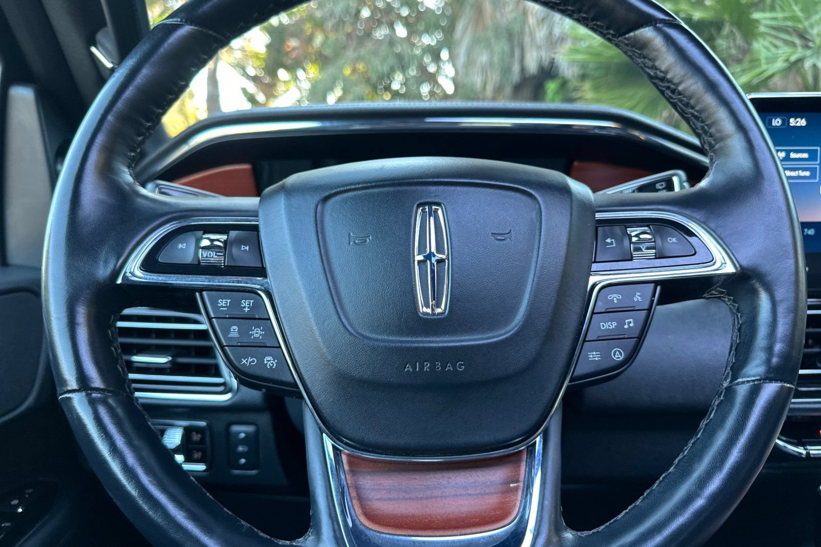 Used 2024 Lincoln Navigator Premiere AWD/4WD image 36