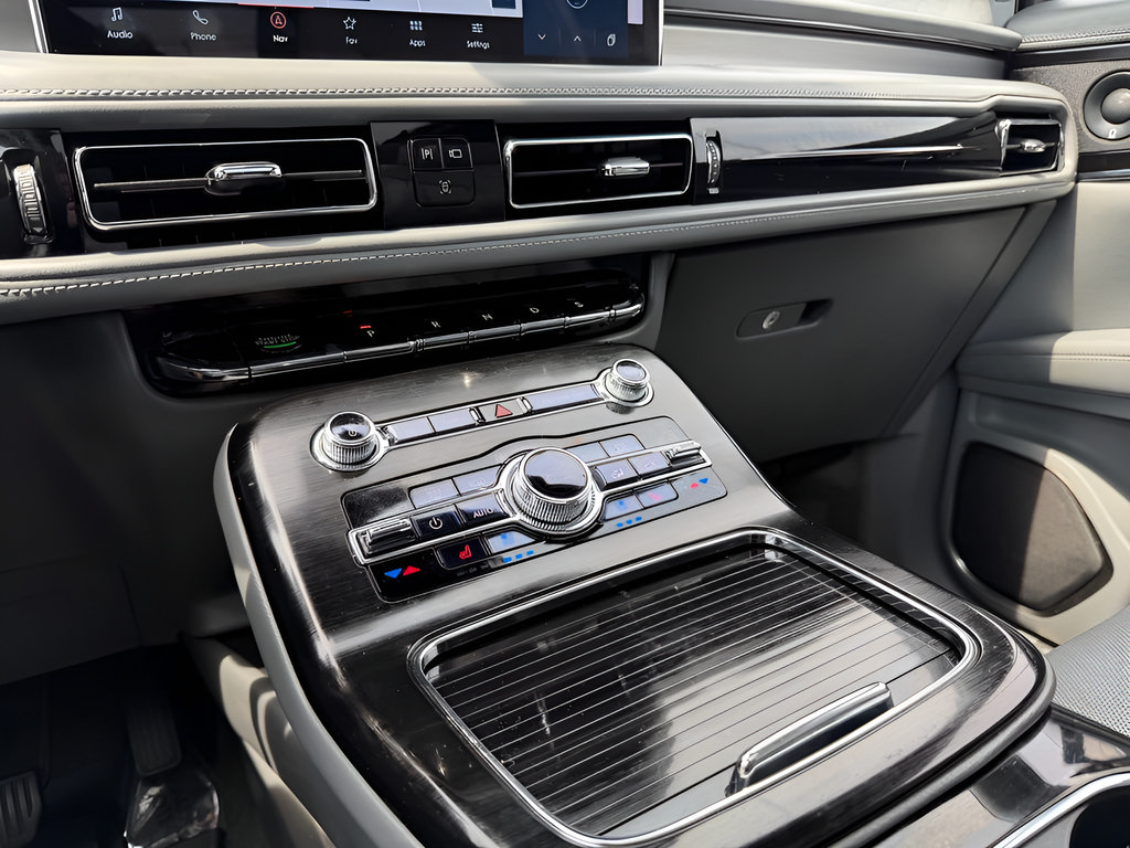 Used 2021 Lincoln Nautilus Reserve FWD image 53
