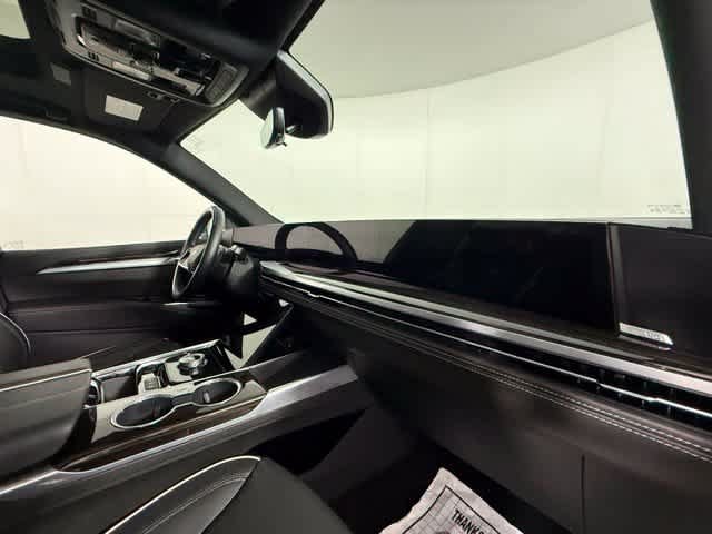 Used 2026 Cadillac Escalade Luxury AWD/4WD image 35