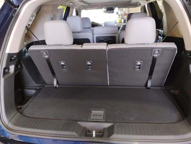 New 2025 Honda Pilot Touring image 11