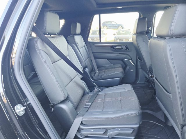 New 2026 Chevrolet Tahoe High Country AWD/4WD image 17