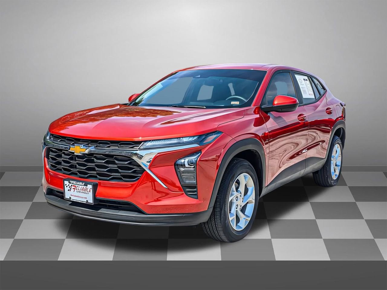 Used 2024 Chevrolet Trax LS w/ LS Convenience Package FWD image 3
