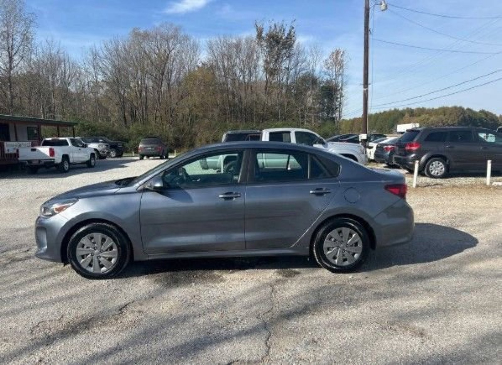 Used 2020 Kia Rio S image 2